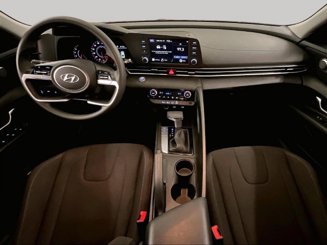 Used 2023 Hyundai Elantra SEL FWD image 14