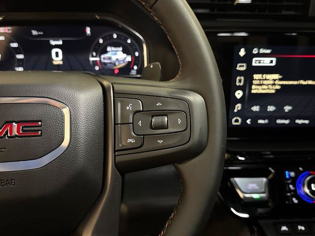 Used 2025 GMC Sierra 1500 AT4 w/ AT4 Premium Package AWD/4WD image 17
