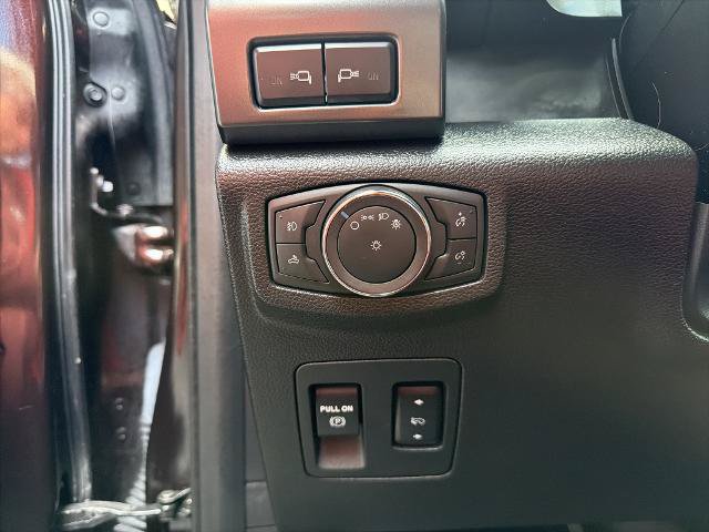 Certified 2018 Ford F150 Lariat w/ Equipment Group 502A Luxury AWD/4WD image 22