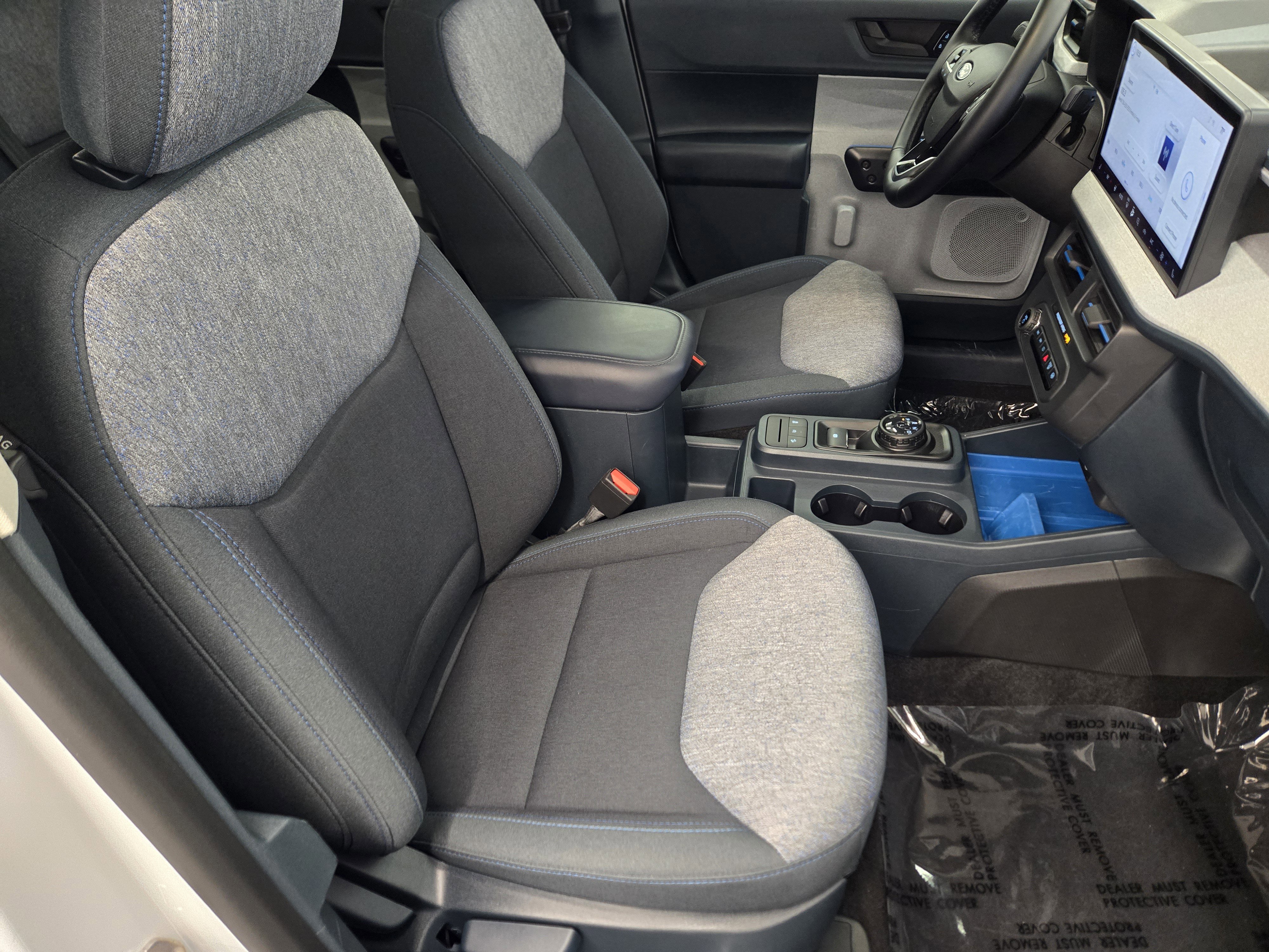 Certified 2025 Ford Maverick XLT w/ XLT Luxury Package image 11