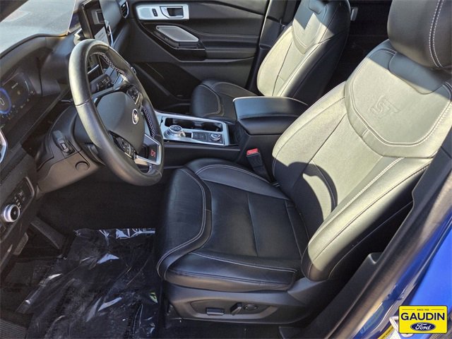 Certified 2022 Ford Explorer ST w/ Equipment Group 401A image 11