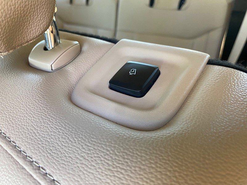 Certified 2021 Ford Explorer Limited w/ Equipment Group 301A image 42