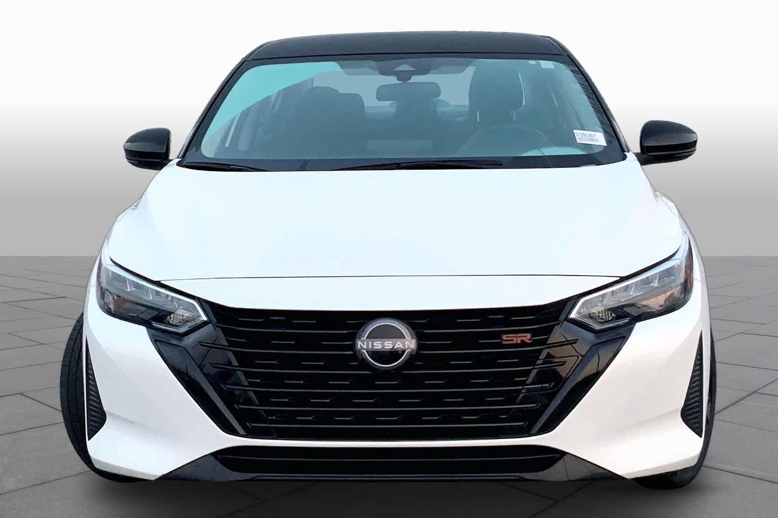 Used 2025 Nissan Sentra SR w/ Midnight Edition FWD image 4
