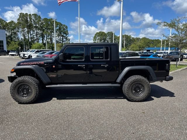Used 2023 Jeep Gladiator Mojave AWD/4WD image 12