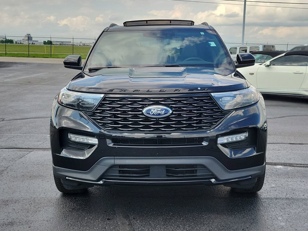 Certified 2024 Ford Explorer ST-Line w/ Class IV Trailer Tow Package AWD/4WD image 2