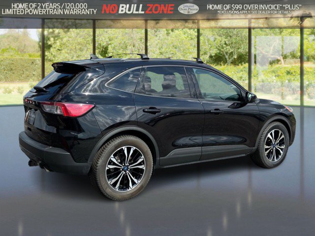 Certified 2022 Ford Escape SE w/ SE Sport Appearance Package FWD image 5