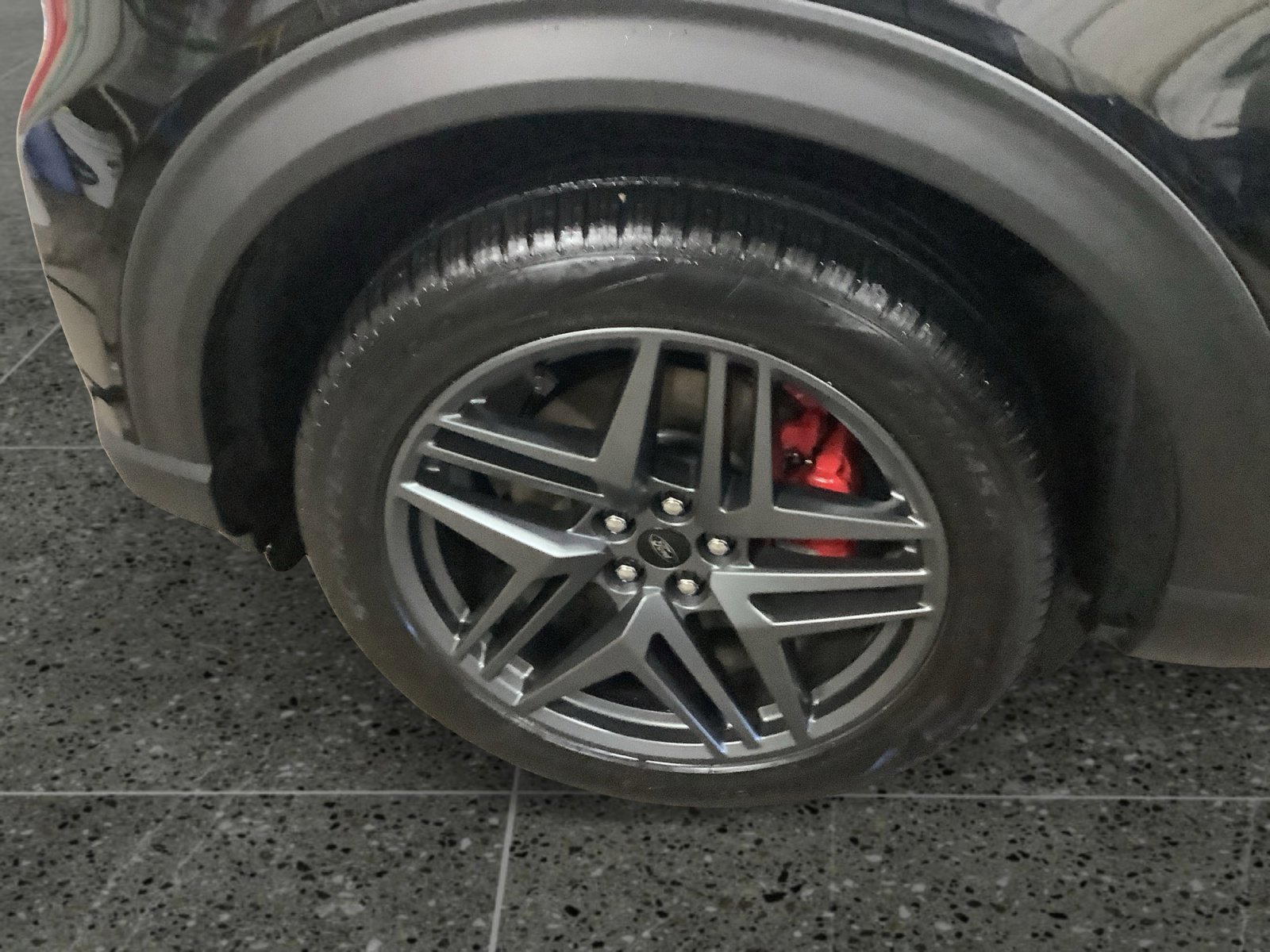 Certified 2025 Ford Explorer ST-Line w/ ST-Line Street Pack image 14