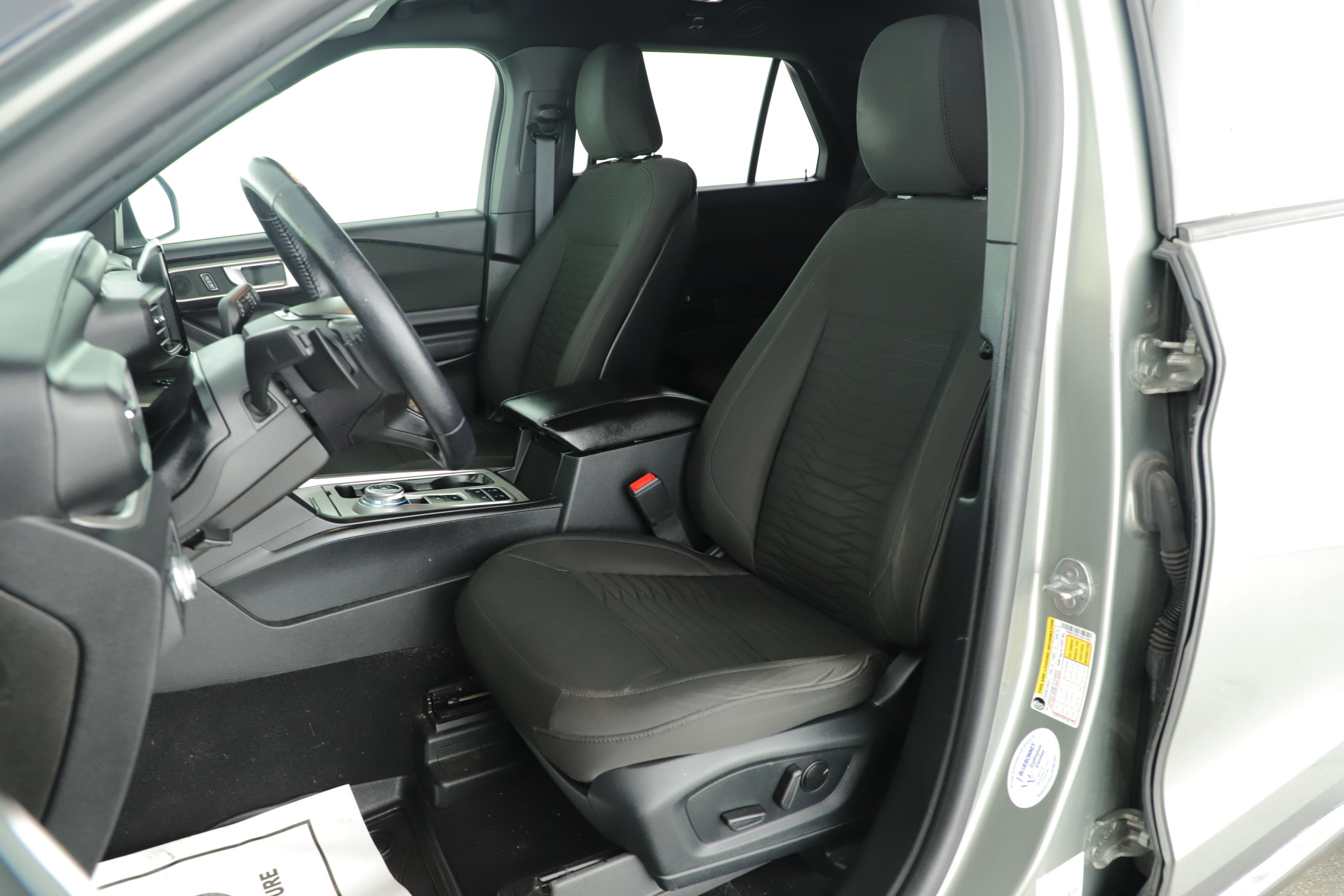 Certified 2020 Ford Explorer XLT image 5