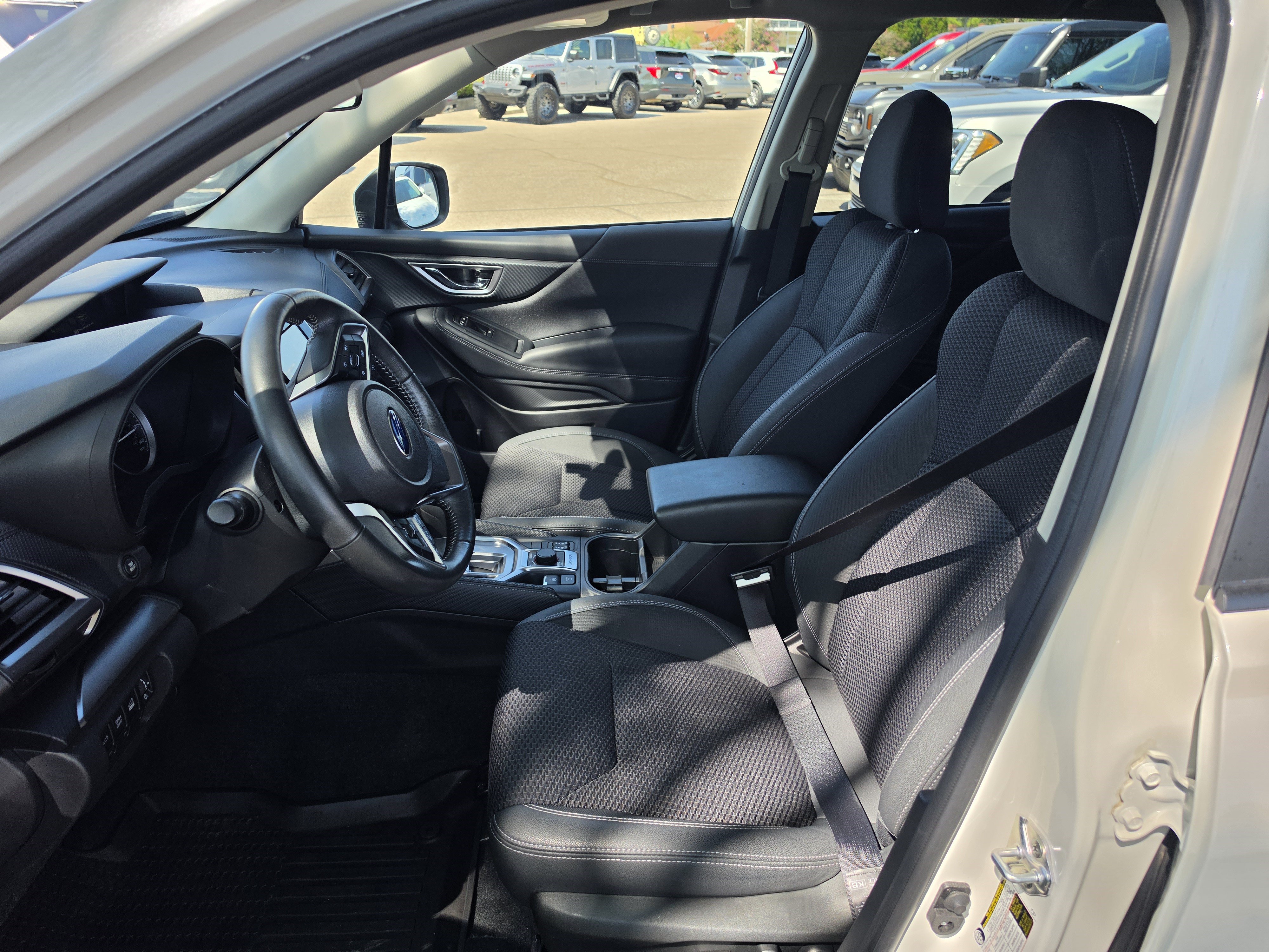 Used 2024 Subaru Forester Premium AWD/4WD image 10