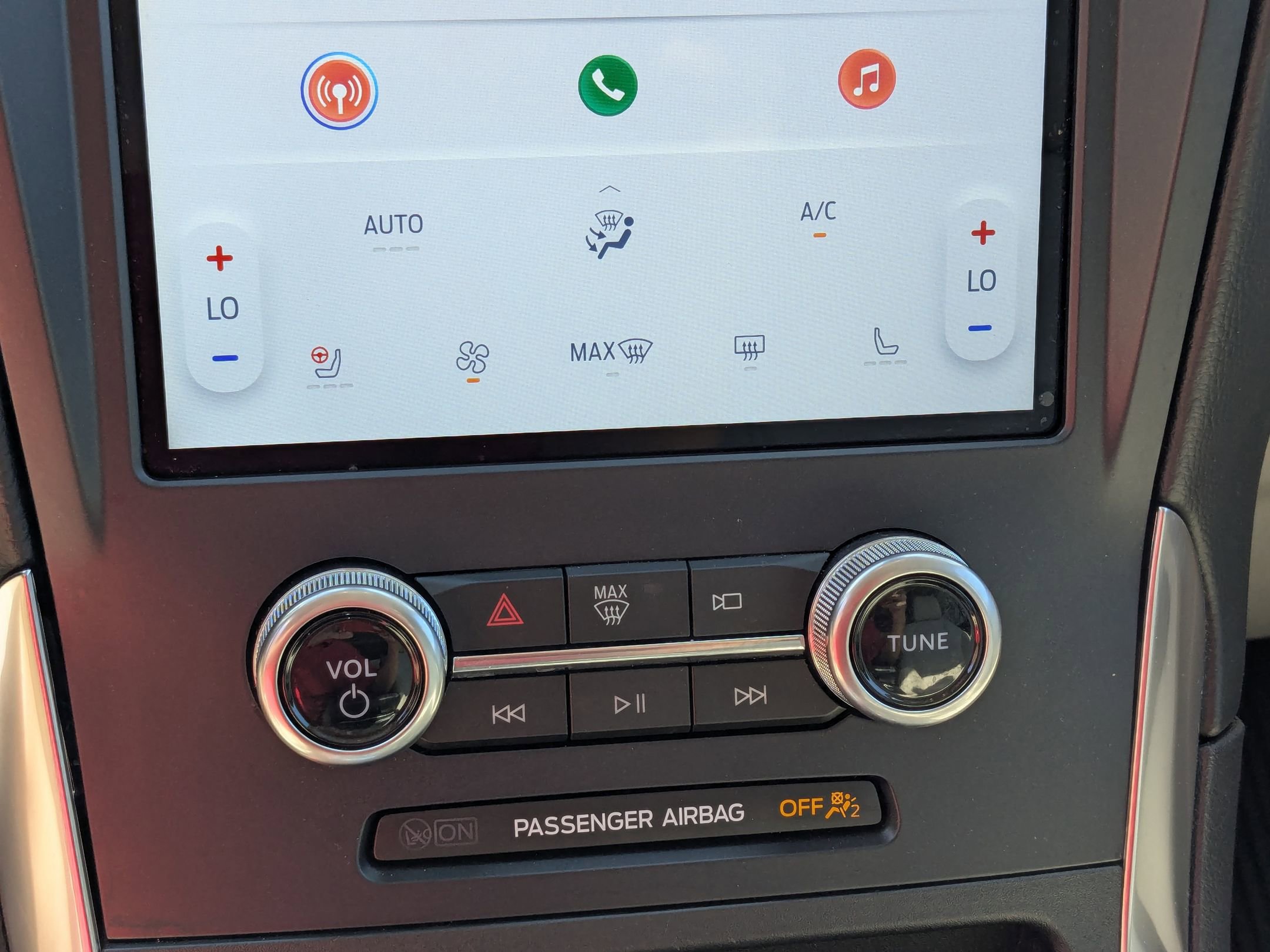 Certified 2023 Ford Edge Titanium image 26