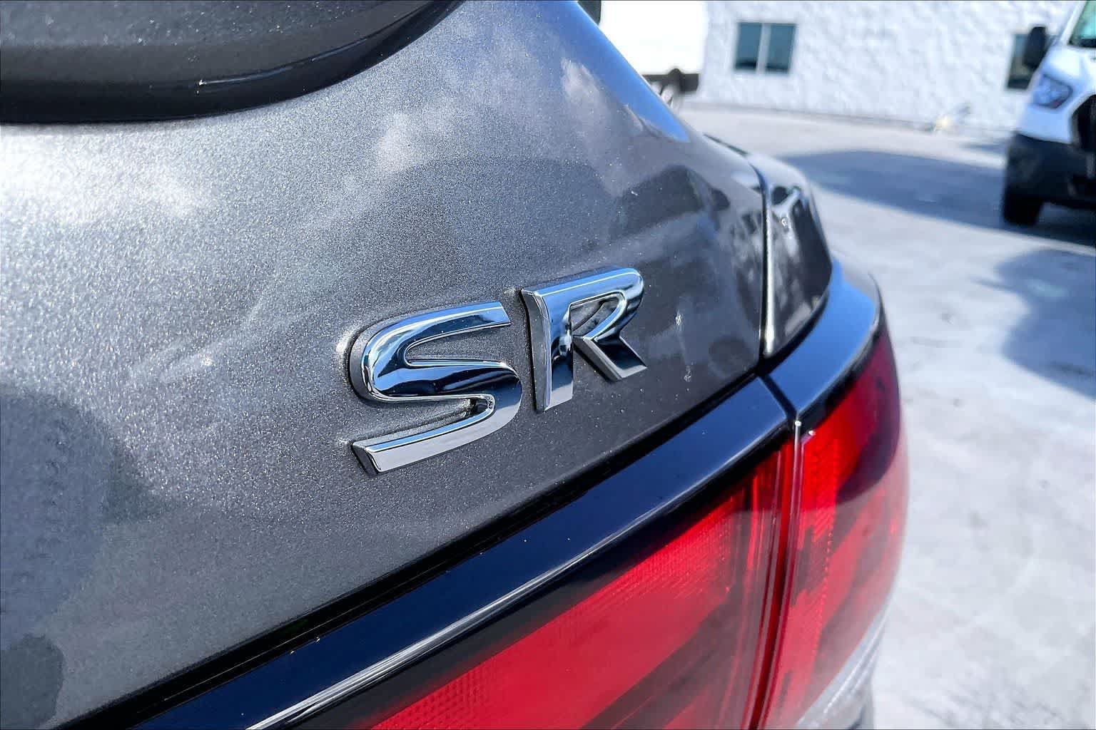 Used 2023 Nissan Sentra SR w/ SR Premium Package FWD image 7
