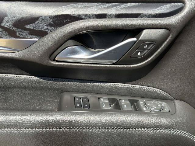 Used 2023 GMC Yukon XL Denali RWD image 24