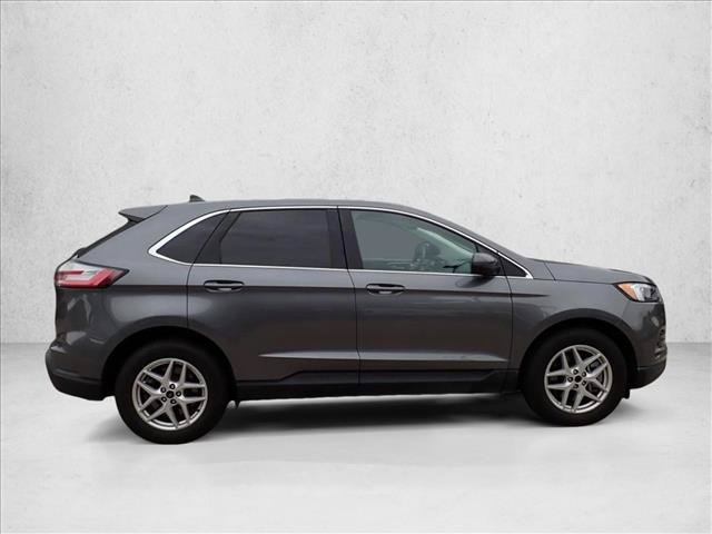 Certified 2024 Ford Edge SEL AWD/4WD image 4