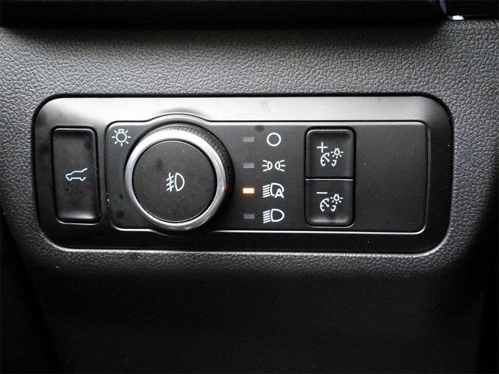 Certified 2024 Ford Escape Platinum image 25