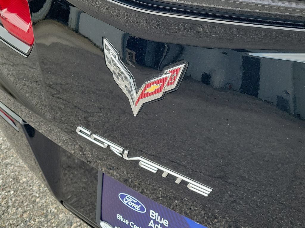 Used 2019 Chevrolet Corvette Stingray Convertible Z51 2LT RWD image 17