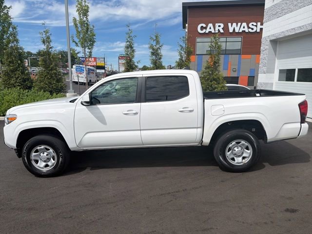 Used 2022 Toyota Tacoma SR AWD/4WD image 3