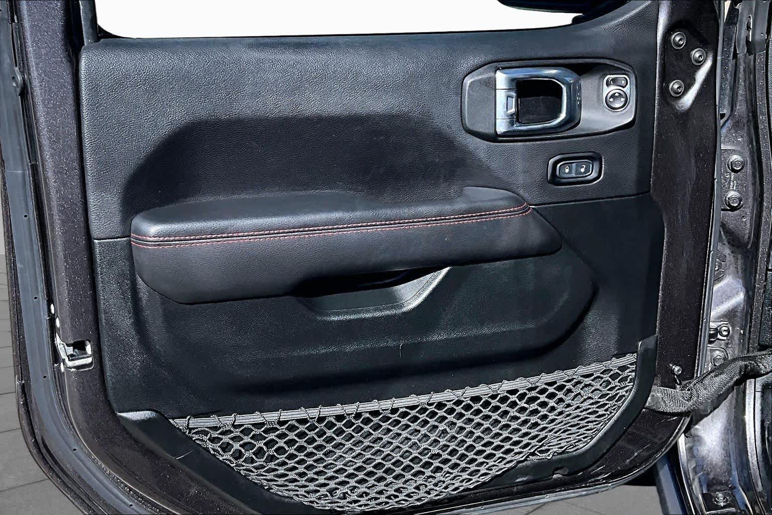 Used 2021 Jeep Wrangler Unlimited Rubicon AWD/4WD image 22