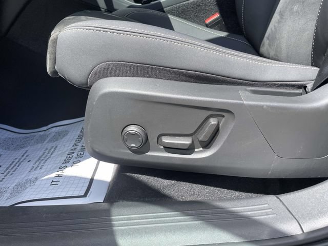 Used 2022 Volvo XC40 P8 Recharge Ultimate AWD/4WD image 23