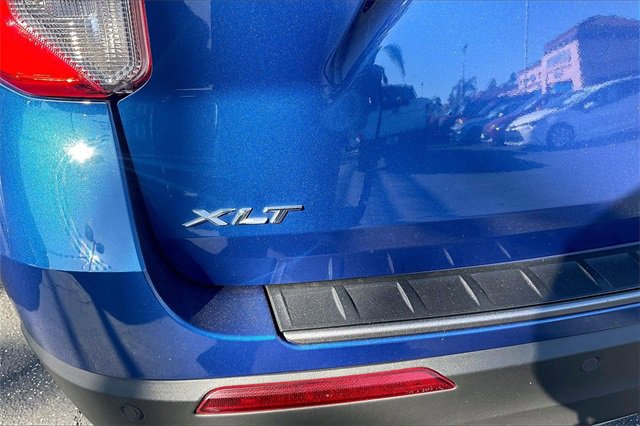 Certified 2022 Ford Explorer XLT w/ Equipment Group 202A image 8