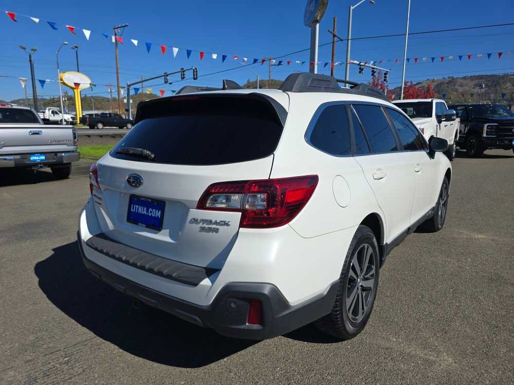 Used 2018 Subaru Outback 3.6R Limited image 5