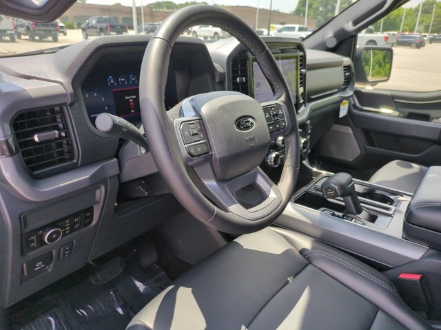 Certified 2025 Ford F150 XLT w/ Equipment Group 303A High AWD/4WD image 17
