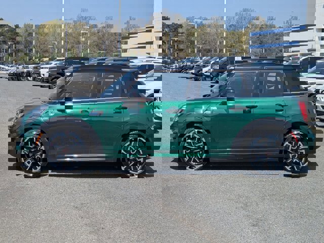 Used 2020 MINI Cooper S image 2