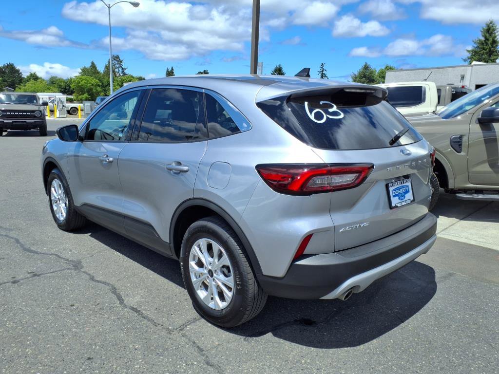 Certified 2023 Ford Escape Active image 8