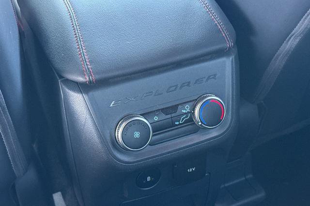 Certified 2025 Ford Explorer ST-Line AWD/4WD image 36