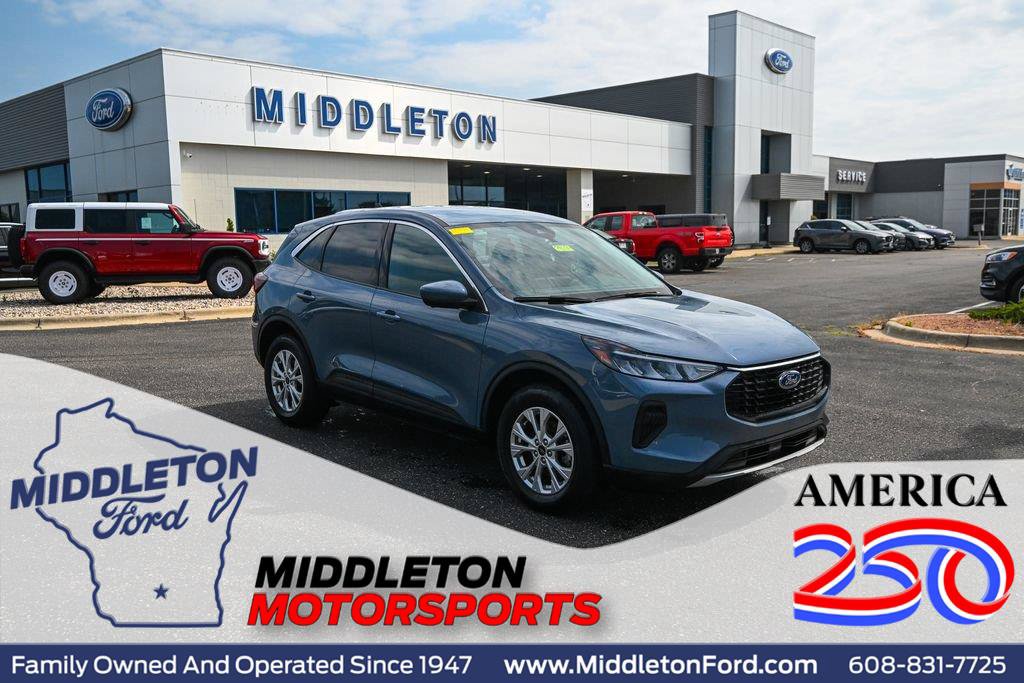 Certified 2023 Ford Escape Active w/ Tech Pack #2 AWD/4WD image 1