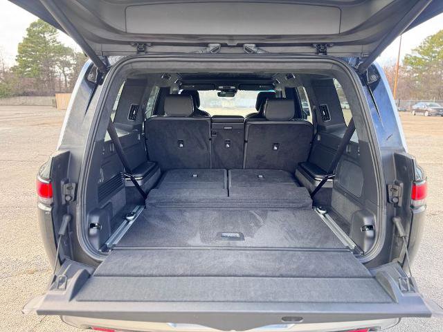 Used 2023 Rivian R1S Adventure image 16