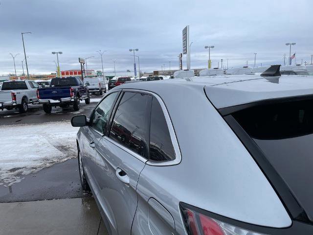 Certified 2023 Ford Edge SEL image 4