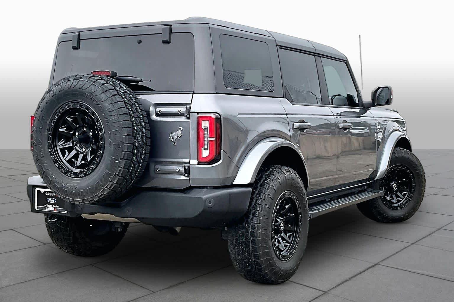 Certified 2023 Ford Bronco Outer Banks AWD/4WD image 13