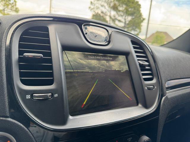 Used 2022 Chrysler 300 S w/ Comfort Group RWD image 29