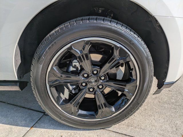 Certified 2023 Ford Expedition Limited image 11