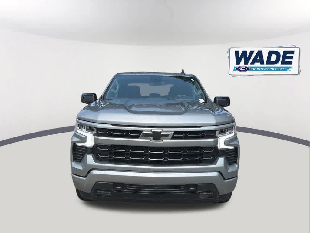 Used 2025 Chevrolet Silverado 1500 RST AWD/4WD image 2
