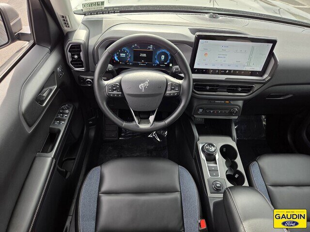 Certified 2025 Ford Bronco Sport Outer Banks w/ Outer Banks Tech Package+ AWD/4WD image 13