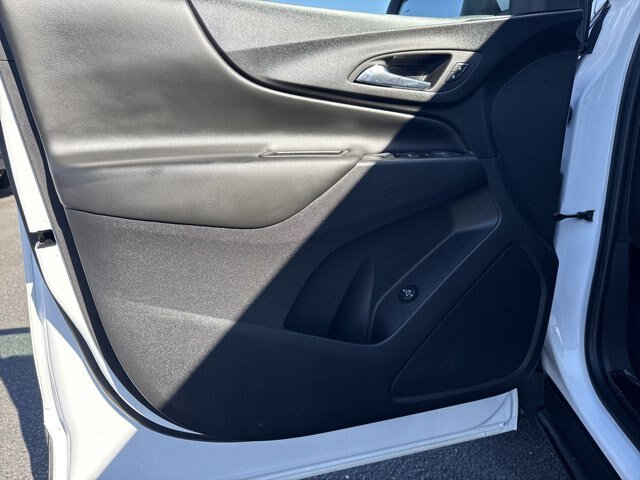 Used 2022 Chevrolet Equinox LT FWD image 6