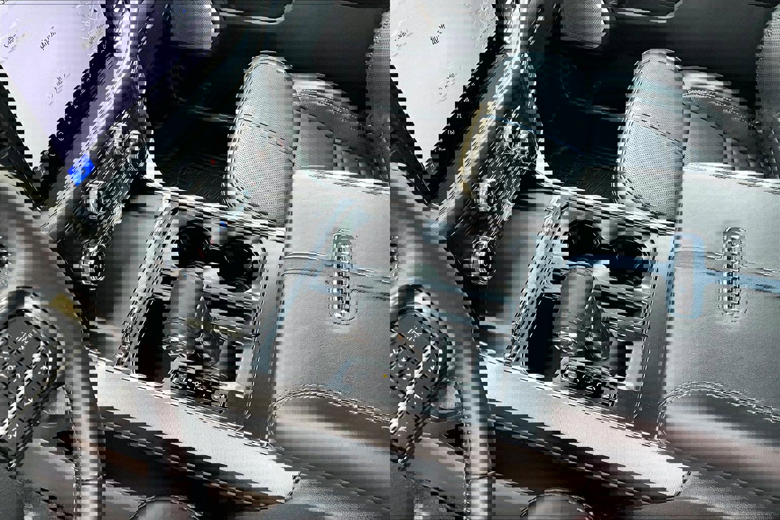 Certified 2025 Ford F150 Platinum w/ Equipment Group 702A High image 15