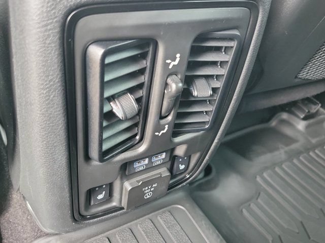 Used 2022 Dodge Durango R/T RWD image 19