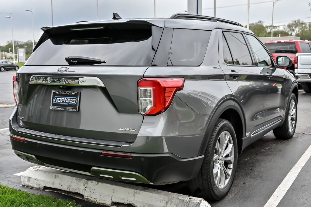 Certified 2023 Ford Explorer XLT w/ Equipment Group 202A AWD/4WD image 10