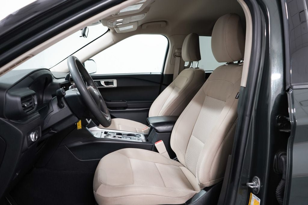Certified 2022 Ford Explorer 4WD image 17