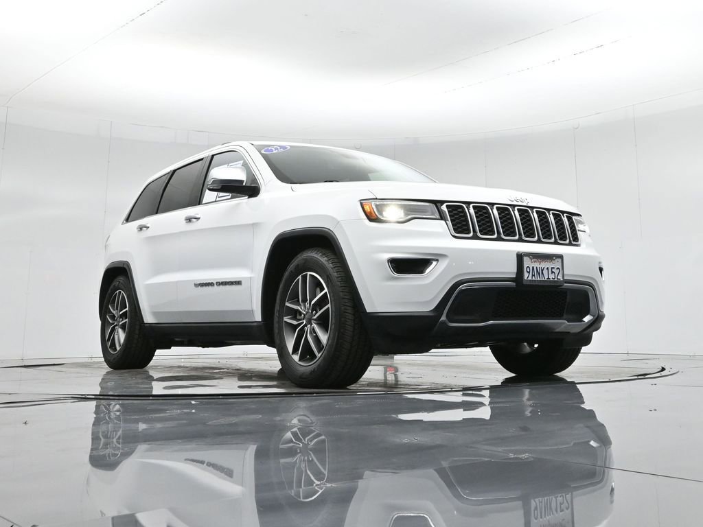 Used 2022 Jeep Grand Cherokee Limited w/ Tech Group image 50