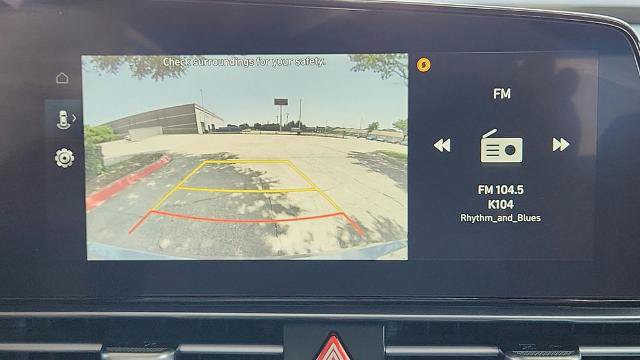 Used 2025 Hyundai Elantra SEL FWD image 22