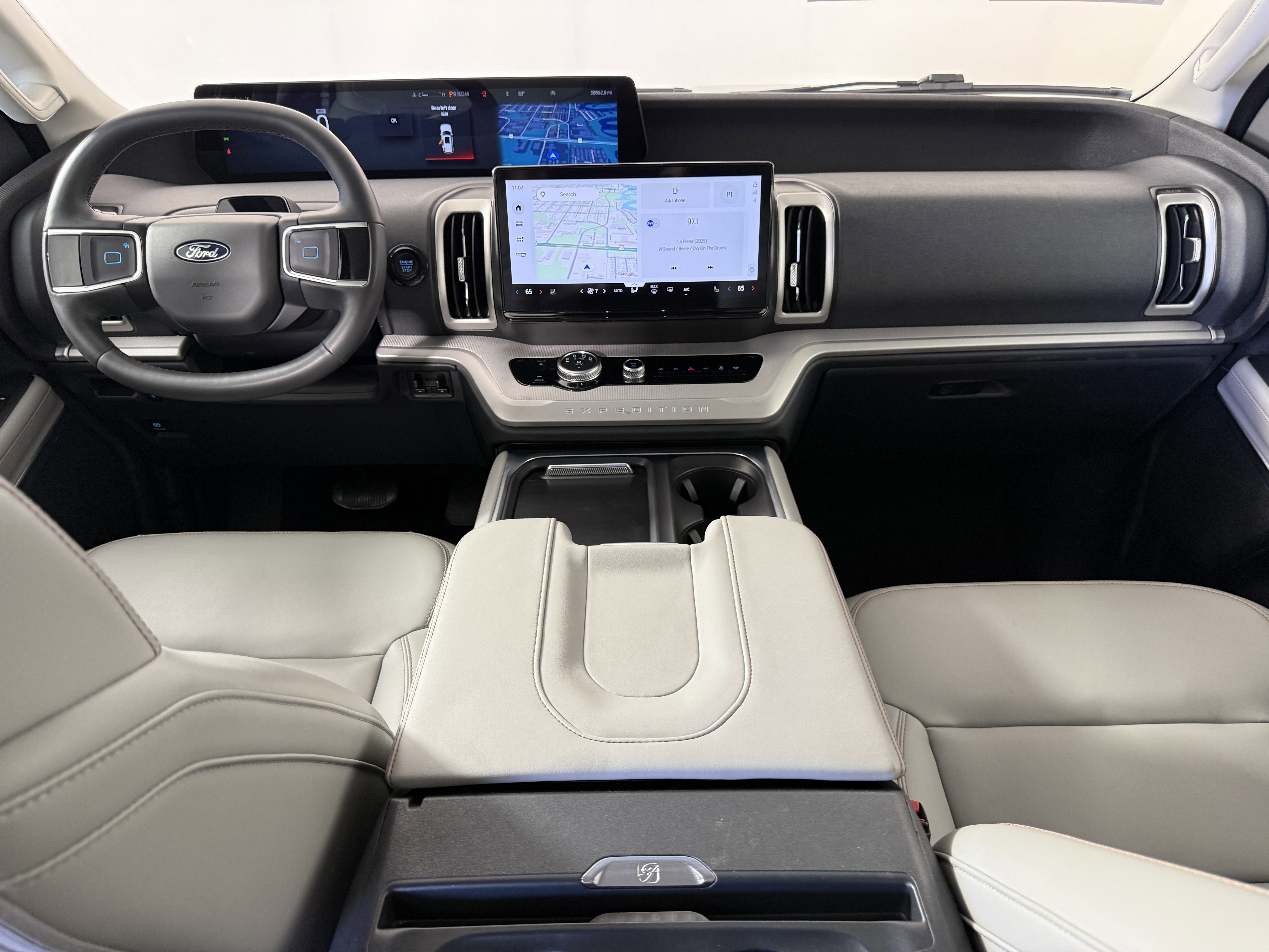 Certified 2025 Ford Expedition Max Active RWD image 9