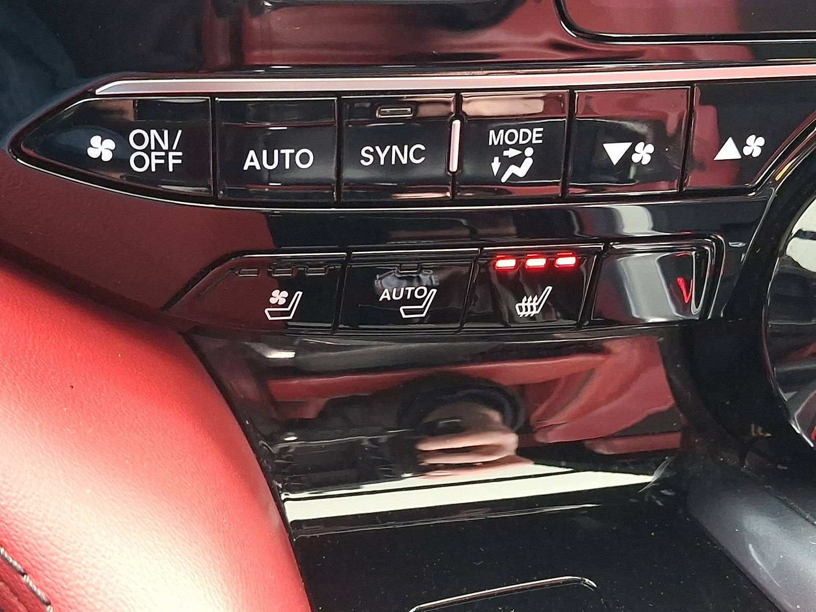 Used 2023 Acura MDX A-Spec image 28