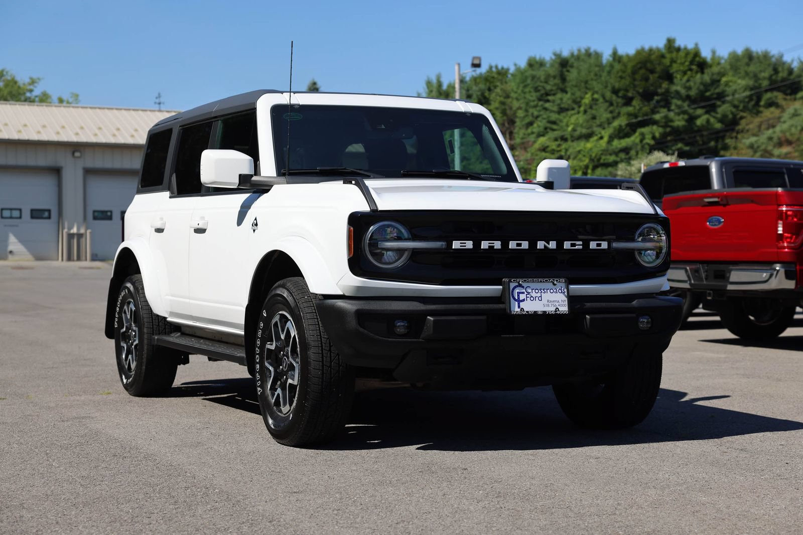 Certified 2022 Ford Bronco Outer Banks AWD/4WD image 3