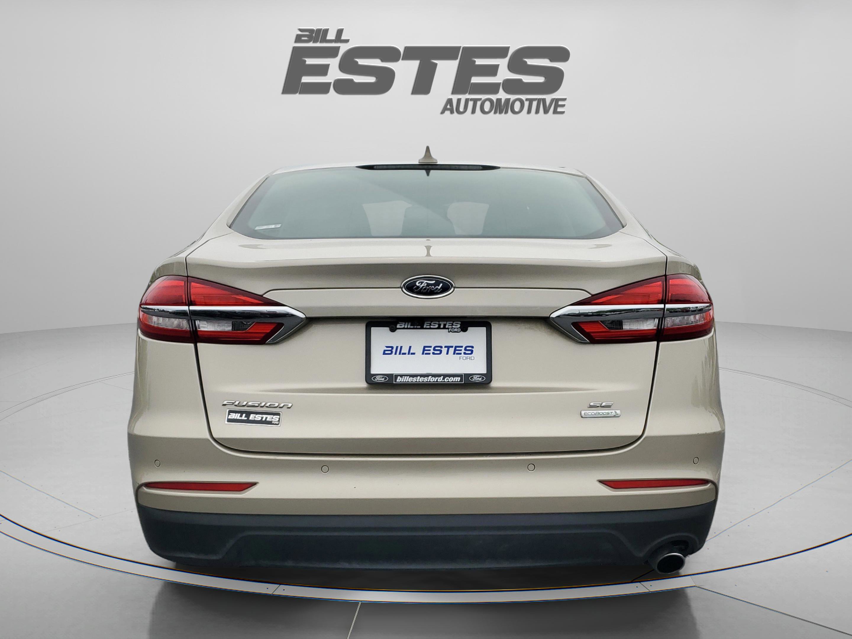 Certified 2019 Ford Fusion SE FWD image 3