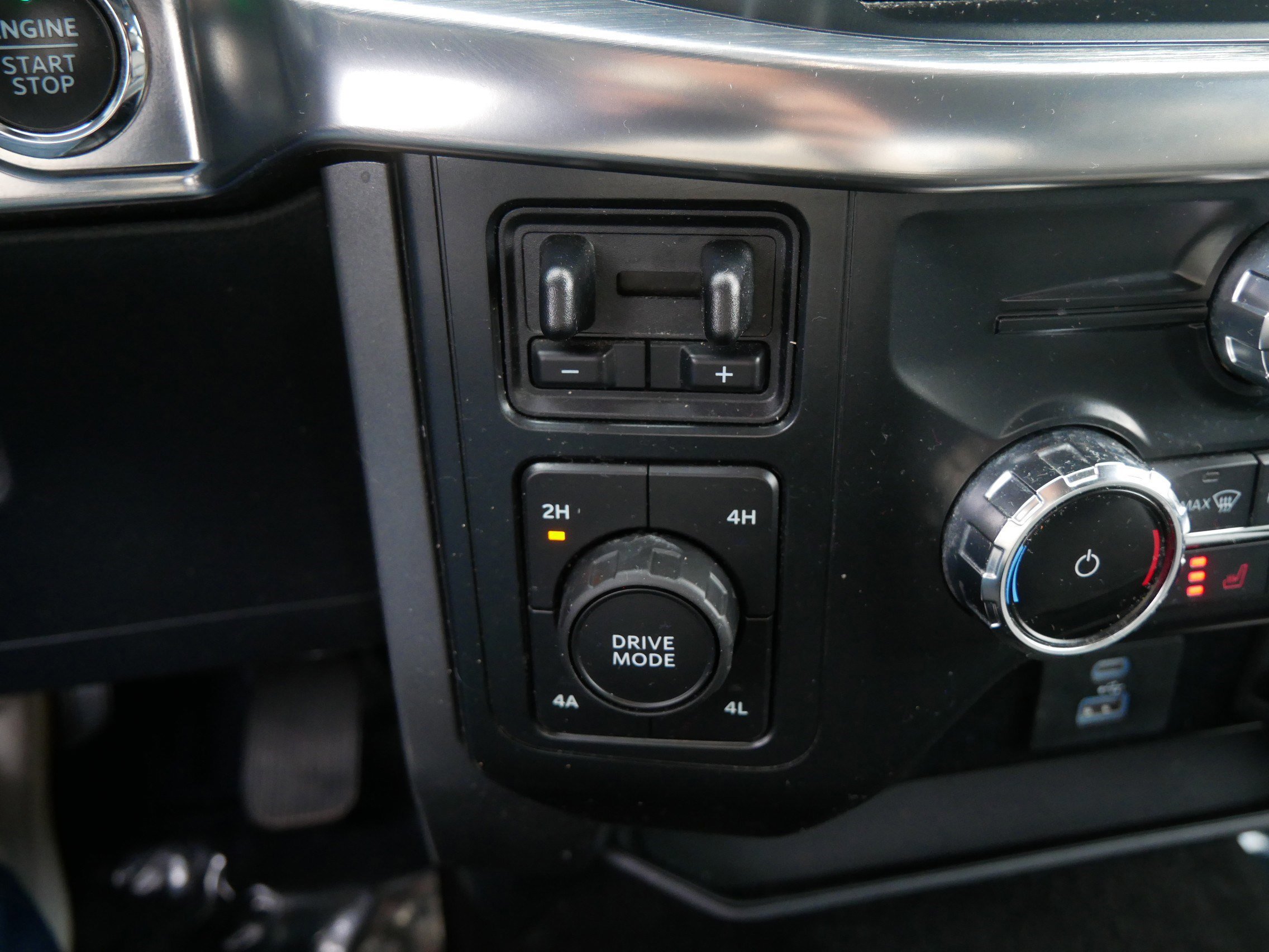 Certified 2022 Ford F150 Lariat w/ Equipment Group 501A Mid image 43