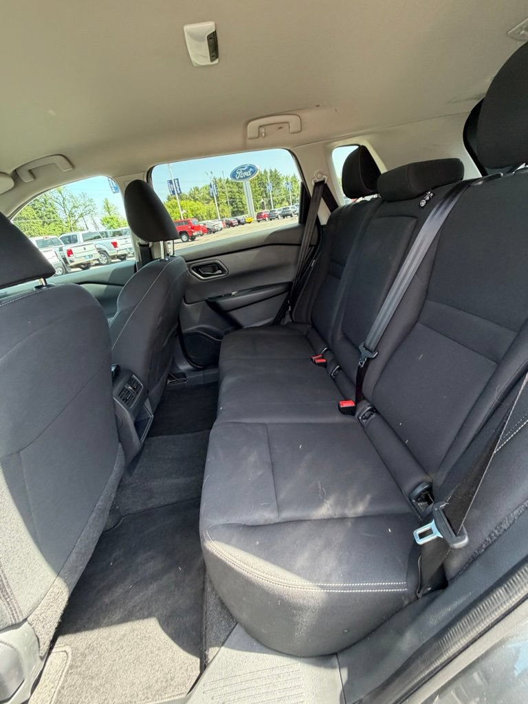 Used 2024 Nissan Rogue S AWD/4WD image 15