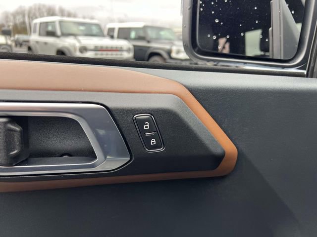 Certified 2024 Ford Bronco Outer Banks AWD/4WD image 13